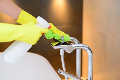 Deep cleaning a bathroom during end of tenancy cleaning